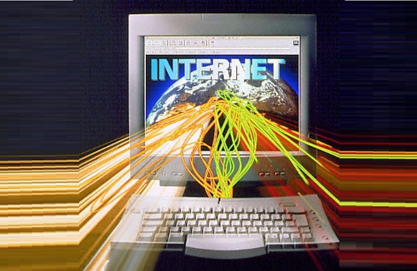 Internet ra đời từ năm 1990