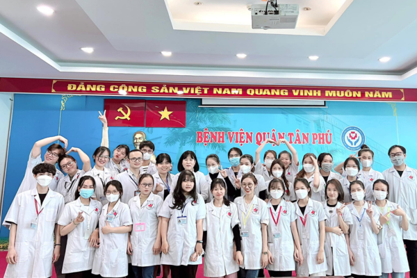 Trường Cao đẳng Y khoa Phạm Ngọc Thạch có học phí thấp và giúp sinh viên có nhiều cơ hội việc làm