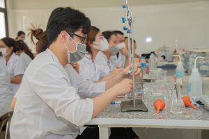 Top các trường đào tạo ngành Xét nghiệm Y học uy tín, đáng học nhất hiện nay