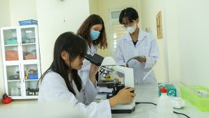 Ưu tiên tải sách Kỹ thuật Y học chuyên ngành Xét nghiệm PDF từ website các trường đại học, thư viện điện tử và nhà xuất bản để đảm bảo nội dung chính xác và hợp pháp